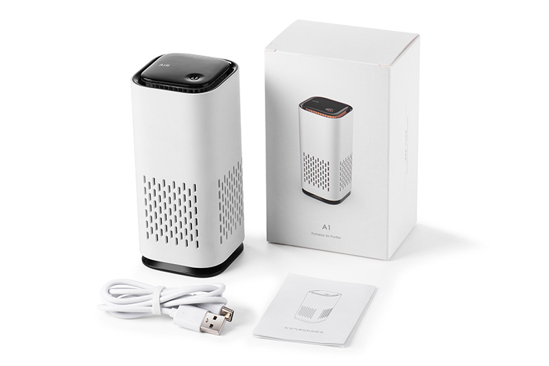 Spring New Arrival Mini Portable Car Air Purifiers With Usb Cable Charging Home Office HEPA Filter Car Air Purifier